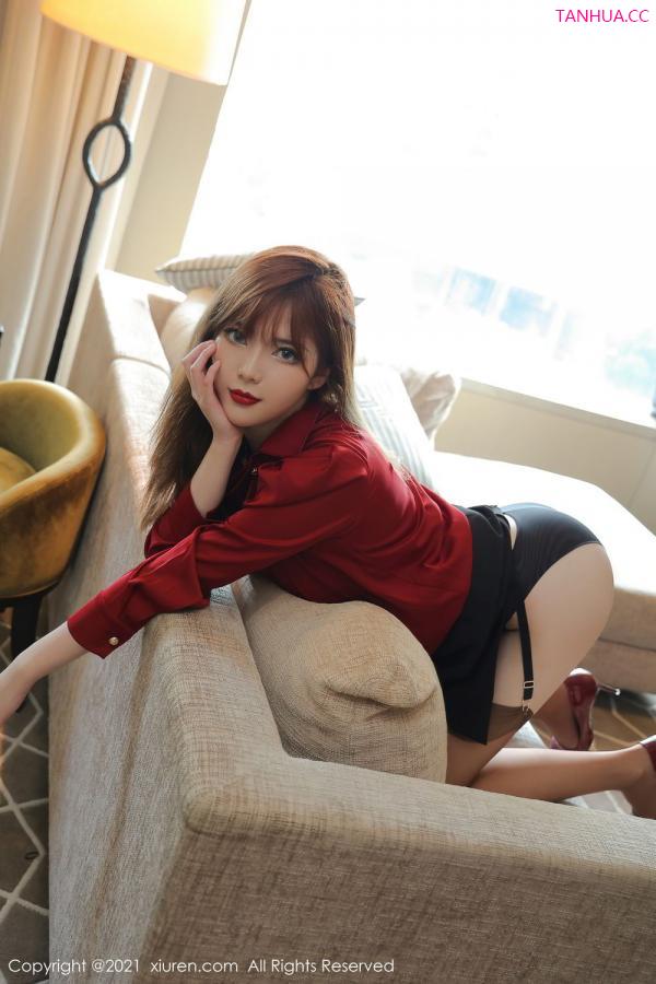 Arude薇薇  都市丽人 Arude薇薇 娇艳多姿的服饰第45张图片